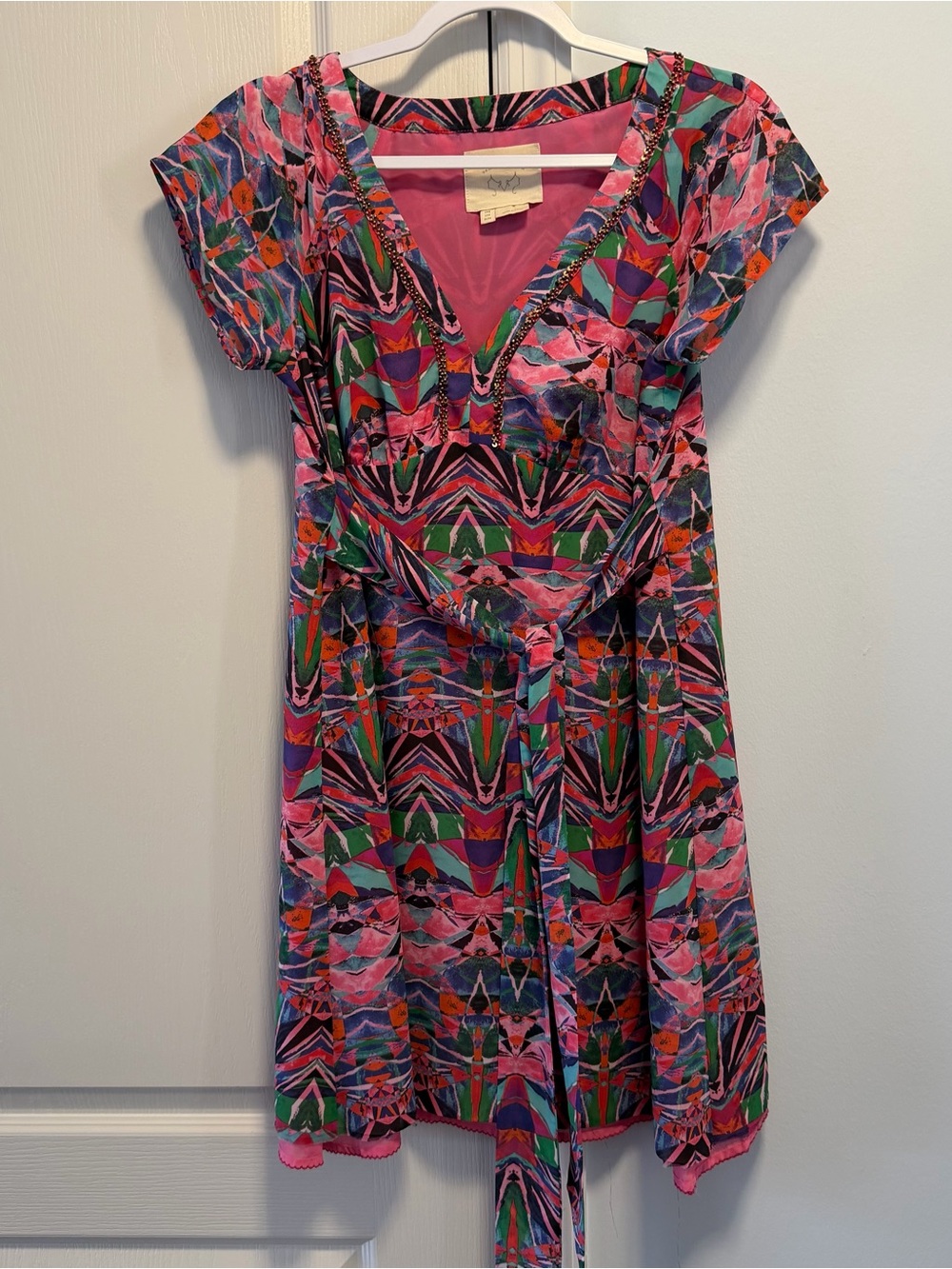 Vanessa Virginia Anthropologie Geo Print Beaded V-Neck Belted Dress Size 4